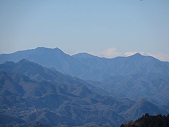 三つ峠山(1785m)、本社ヶ丸(1630m)